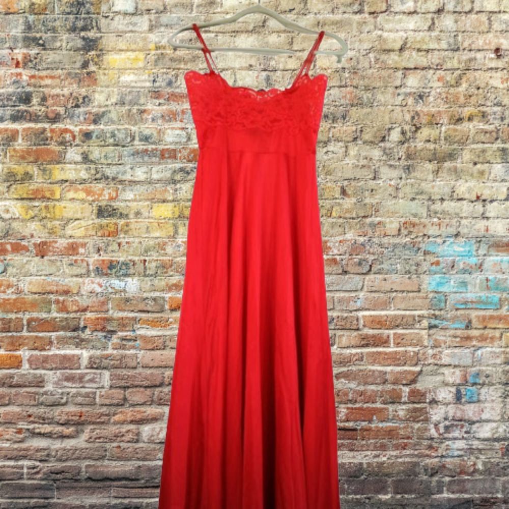 RARE! Lily of France small full length chemise dress lingerie red vintage